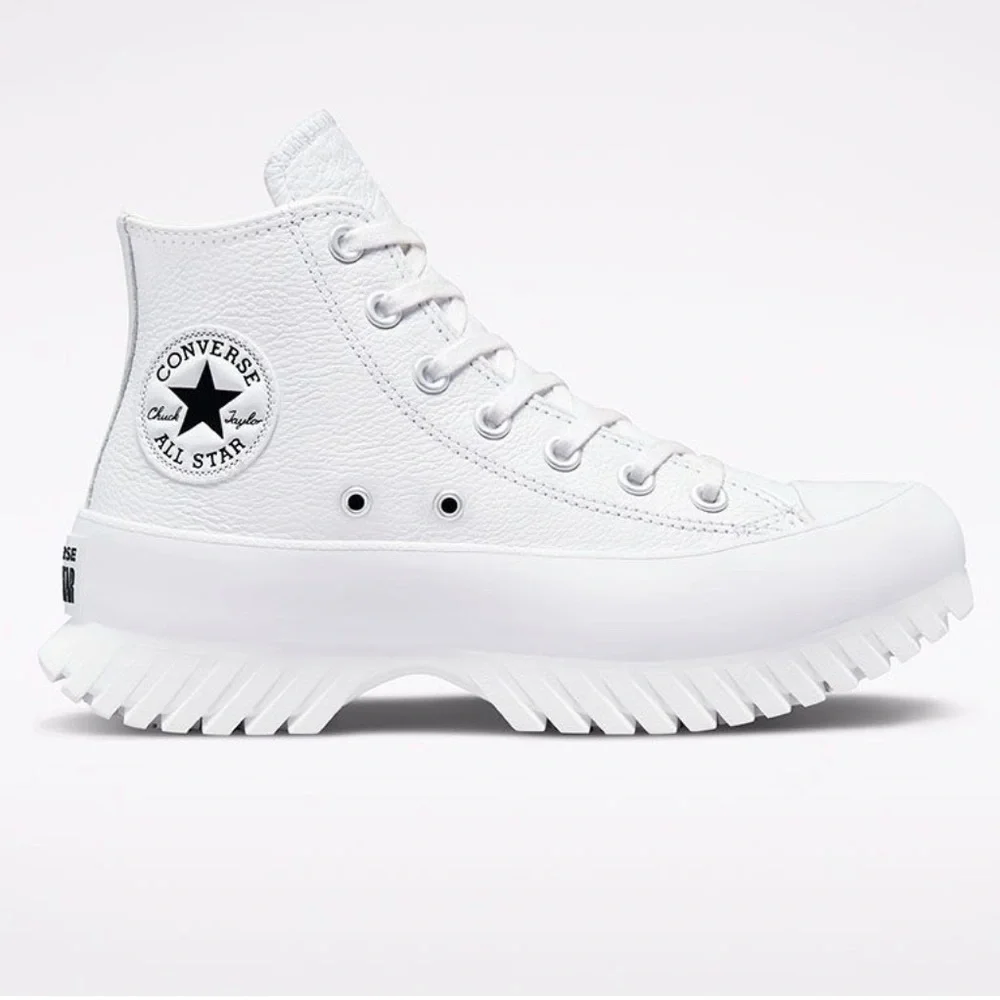 Converse Chuck Taylor All Star Lugged 2.0 Leather High Top White Size W10.5/M8.5